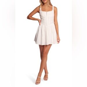 Petal and Pup - Gale Sleeveless Fit & Flare White Minidress